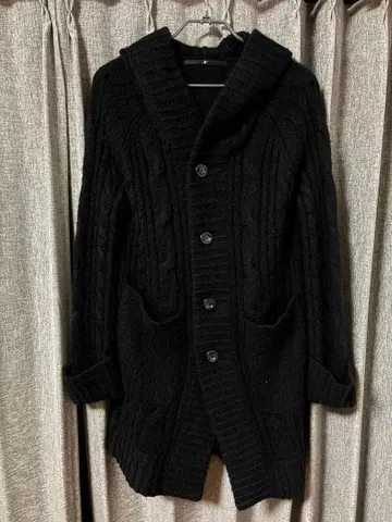 NO ID. 블랙 케이블 니트 후드 부착 가디건