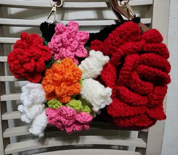 플라워 모티브 스마트폰 케이스 숄더백 포테치노 사에라 미쿠사쥬