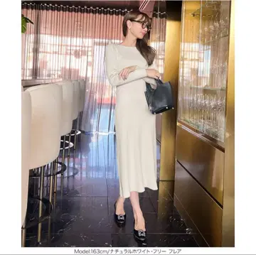 리브 니트 롱 슬리브 원피스 고베 레터스 M 오카베 아유미 플레어 화이트