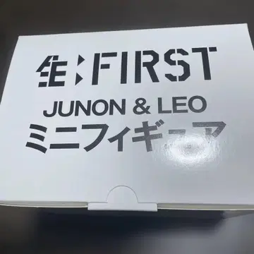 THE FIRST JUNON & LEO 미니 피규어 산토리