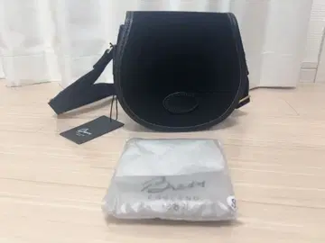 새상품급 Brady 브레디 숄더백 AIRE MINI 블랙