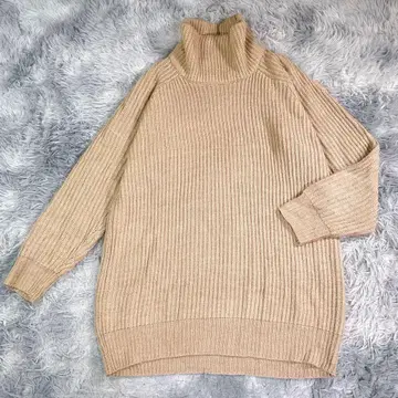 ZARAKNIT [ M ] 하이넥 스웨터 베이지 두꺼운 원단 여성용