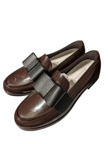 템퍼레이트 브라운 리본 포함 로퍼 우천 겸용 사이즈 40 24.5cm