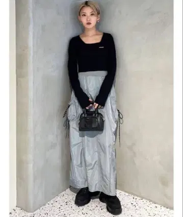 EMODA 그레이 나일론 롱 스커트