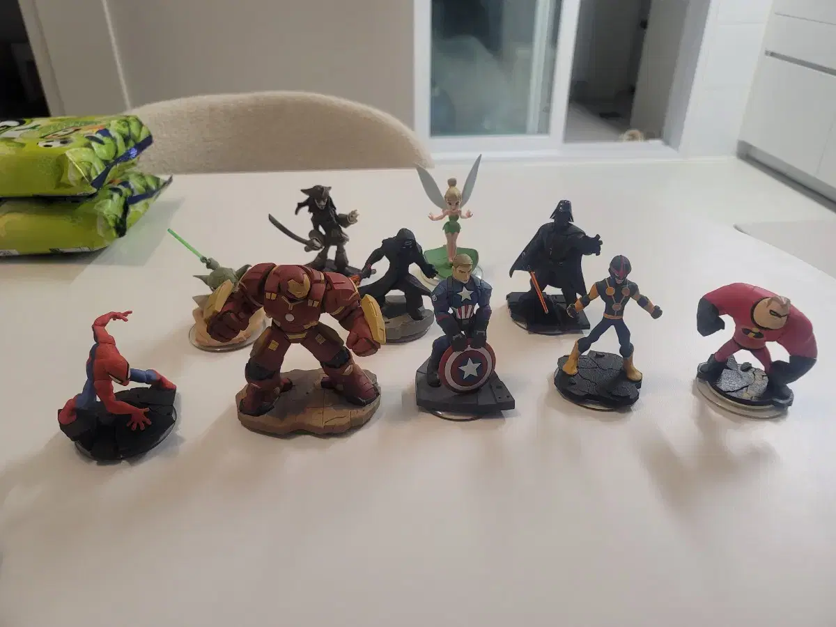 어벤져스 타노스 ,울트론 피규어 세트 | 브랜드 중고거래 플랫폼, 번개장터