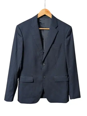 유니클로 스트레치 울 슬림핏 자켓 남성용 44 사이즈