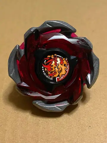 베이블레이드 x 헬즈 리퍼 T 4-70K 랜덤 부스터