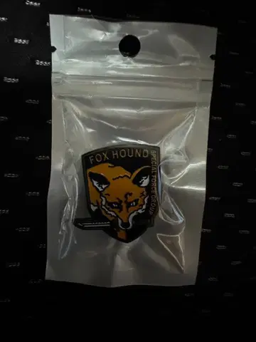 메탈기어 폭스하운드 핀 배지 핀즈