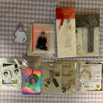 bts 꾹 정국 아크릴 스탠드 키링 럭키 드로우