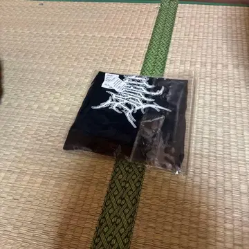 HYDE INSIDE LIVE 2025 넥워머 시착만 한 상품