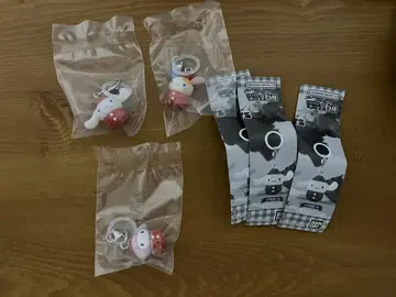 산리오 캐릭터즈 딸기 메지루시 액세서리 3개 세트