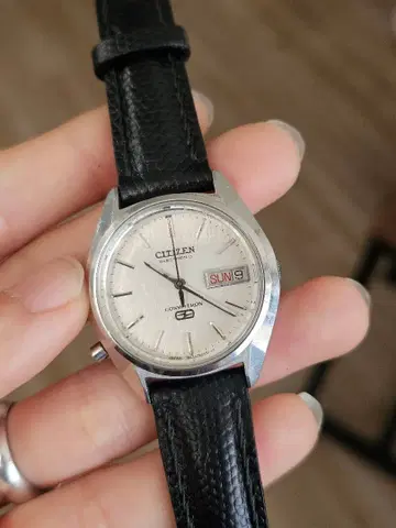 CITIZEN 나침반 시계 실버