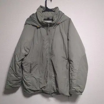 프릭스스토어 다운 자켓 후드 부착