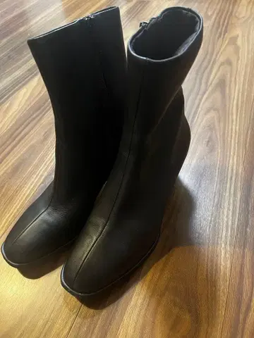 쉽스 램 가죽 스트레치 숏부츠