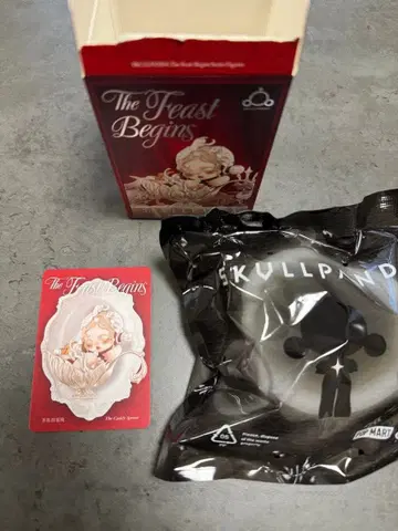 POPMART SKULLPANDA The Feast Begins