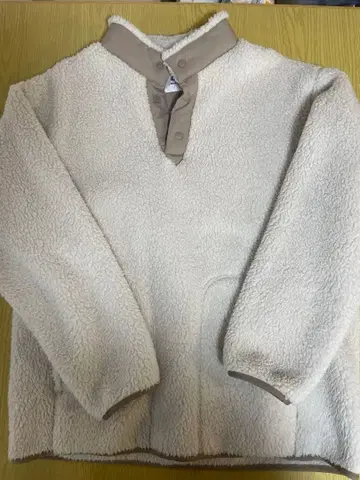 유니클로 화이트 마운티니어링