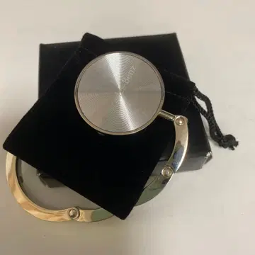 메르세데스-벤츠 백 행거