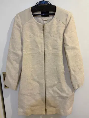 Loungedress 베이지 코트