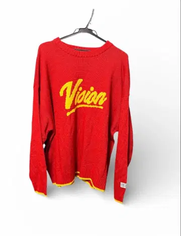 빨간색 로고 스웨터