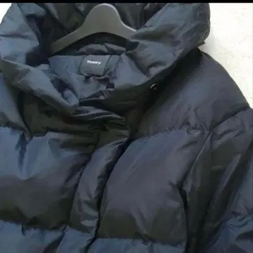 띠어리 다운 자켓 숏 블랙