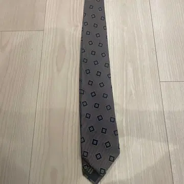 UNITED ARROWS 기하학 패턴 넥타이