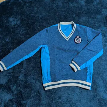 VINGTROIS 파란색 V넥 스웨터