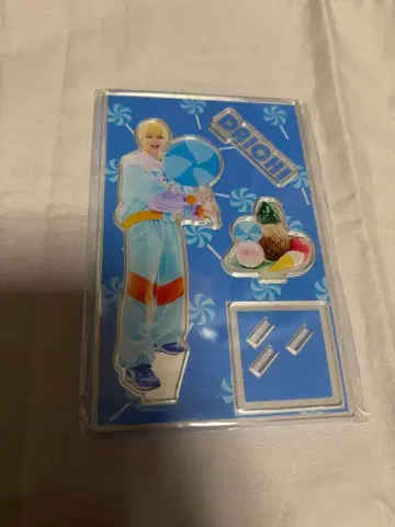 M!LK 시오자키 타이치 아크릴 스탠드 3