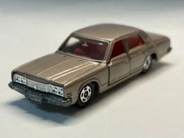 토미카 블랙 상자 도요타 크라운 2600 로얄 살룬 일본제 당시 물건