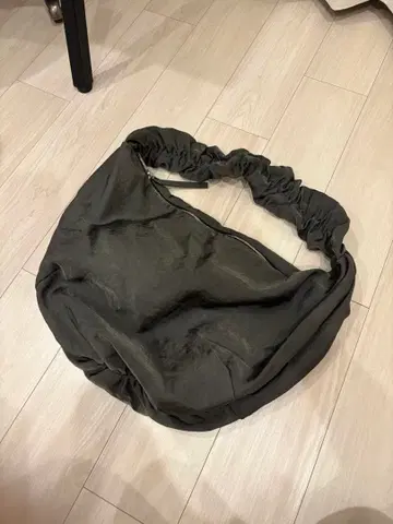 OUAT 오피스 백 스틸