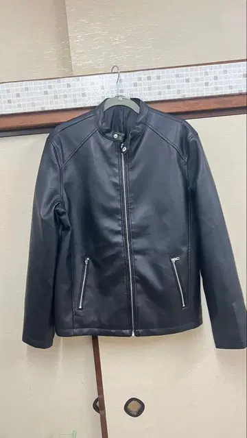 남성용 가죽 자켓 블랙 L 사이즈 Nylaus 중고