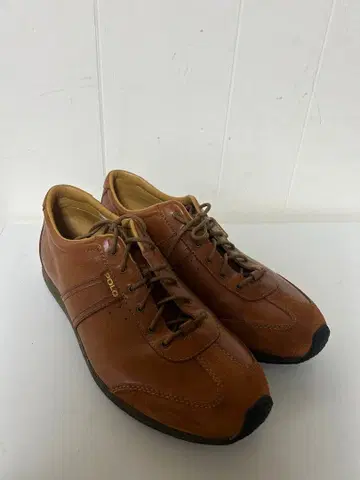 폴로 랄프 로렌 브라운 가죽 스니커즈