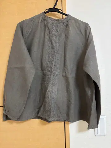 nest Robe 네스트로브 레이스 블라우스