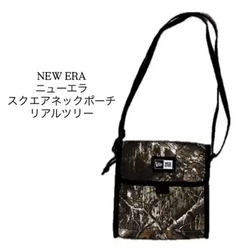 미사용 새상품 스퀘어 넥 파우치 0.5L 박스 로고 리얼트리 카모