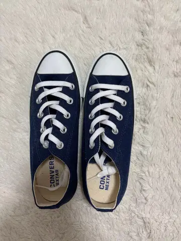 CONVERSE 네이비 로우컷 스니커즈