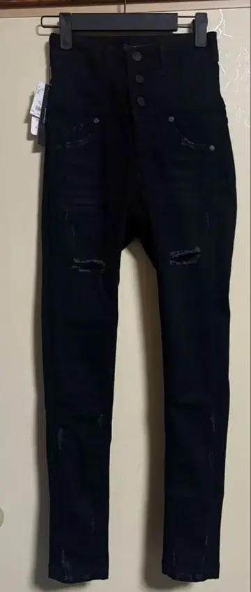 [ 미사용 ] EMODA 블랙 스키니 데님 하이웨스트