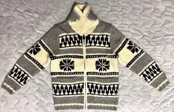 울 혼방 카우친 스웨터