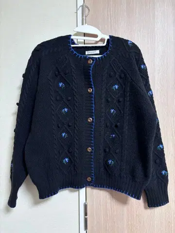 FREAK'S STORE 꽃 자수 니트 가디건