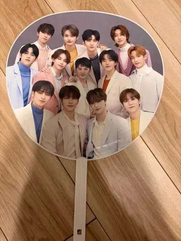 세븐틴 부채 멤버 전원 디자인