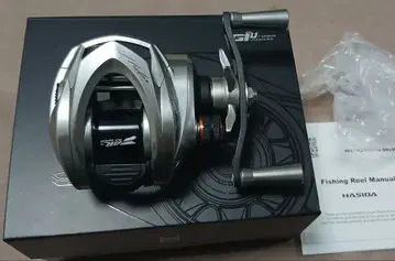 G.I.U. CARBON OVERTURN 베이트릴