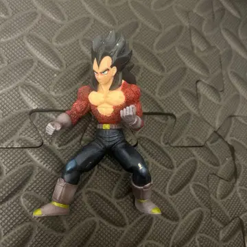 베지터 피규어 전투 포즈