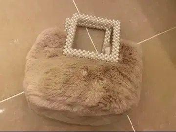ZARA 인조 모피 펄 백