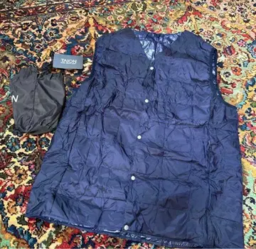 새상품 TAION 타이온 남성용 V넥 이너 다운 베스트 네이비 M