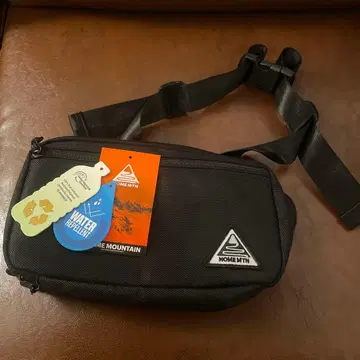 HOME MTN 웨스트 파우치 미사용 새상품