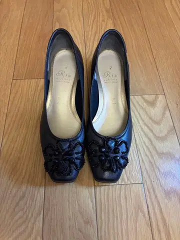 Riz raffinee (리즈 라피네) 펌프스