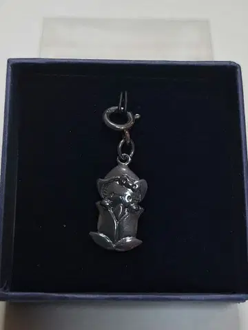 헬로키티 액세서리 참 튤립 키티 Silver925