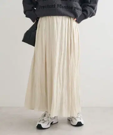 샤이니 새틴 셀프 플리츠 개더 플레어 스커트