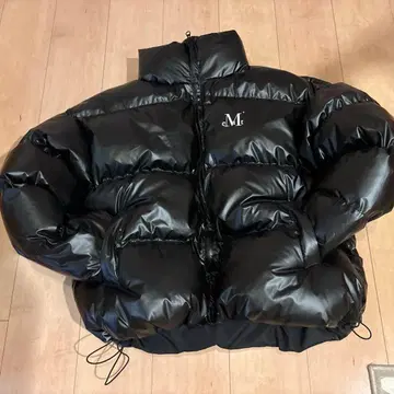 MUCENT 다운 자켓 Glossy black M 사이즈