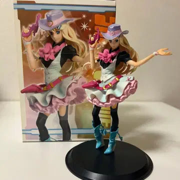 마크로스 F 셰릴 피규어