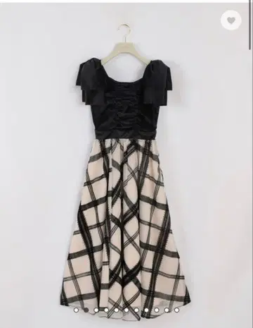 AnMILLE 숄더 리본 레이디 원피스 새상품급