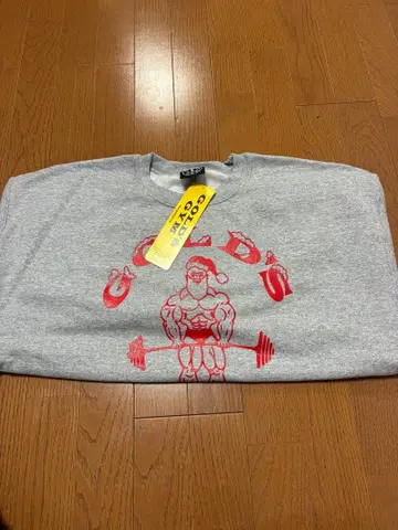 새상품 GOLD'S GYM 2023년 한정판 산타 맨투맨 L 사이즈